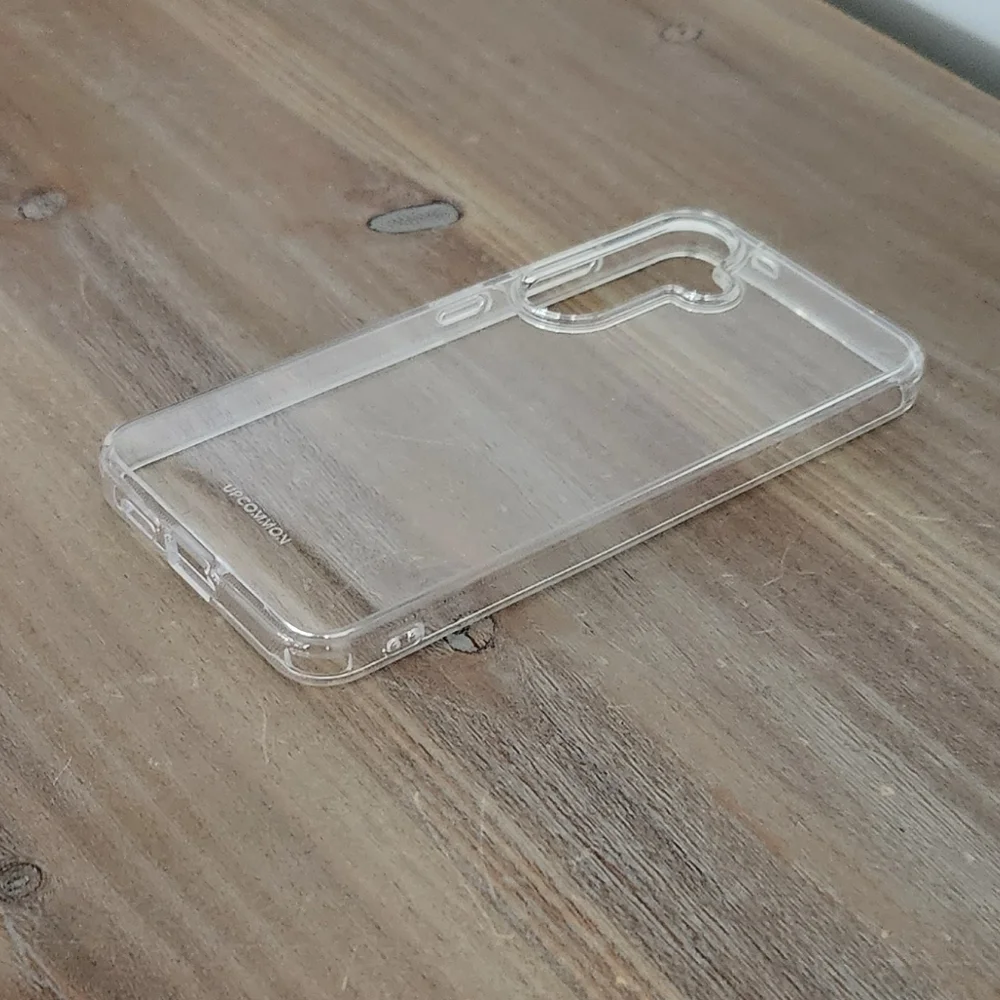 📱 Crystal Fit Clear Case for Samsung Galaxy S24 – Slim, Scratch Resistant, NWT